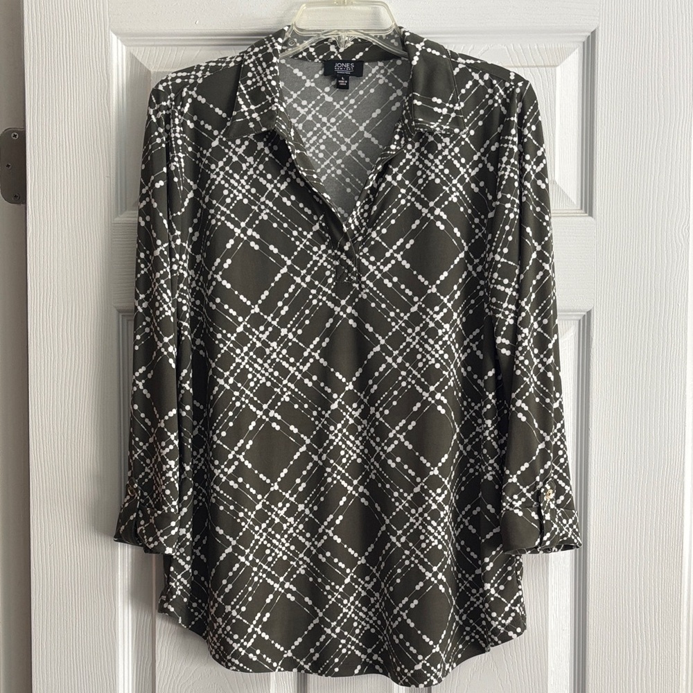 Jones New York Olive & White Plaid Pullover Blouse